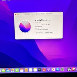 Mac book Pro 13 IN 2022