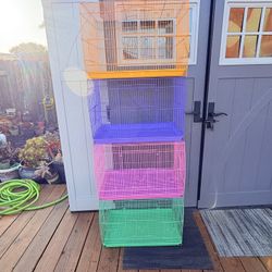 Brand New.  Bird Cage  San Mateo  Medium Am Small. Size 
