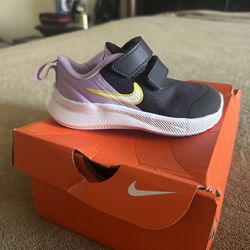 Nike toddler shoes