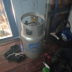 Ferrel  forcliff aluminum tanks full