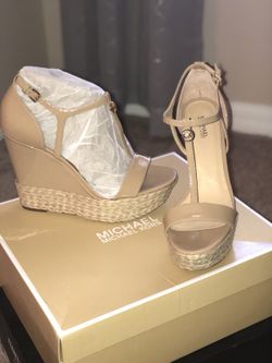 Women’s Michael Kors Kerri Wedge
