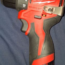 Milwaukee  M12 Brushless Drill/Driver