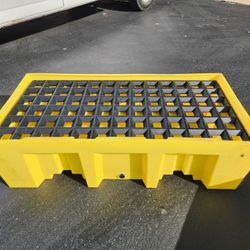 Eagle Spill Containment Pallet