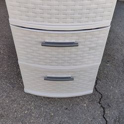 White 3 drawer storage organizer