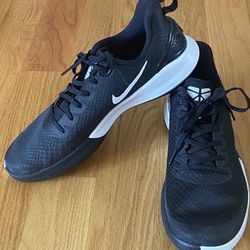 NEW Nike Men’s Mamba Focus, Size 11