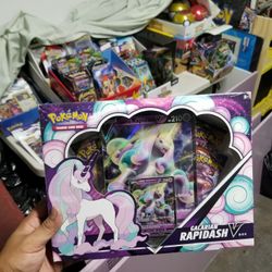 Pokemon Collector Box