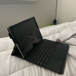 Microsoft Surface Go