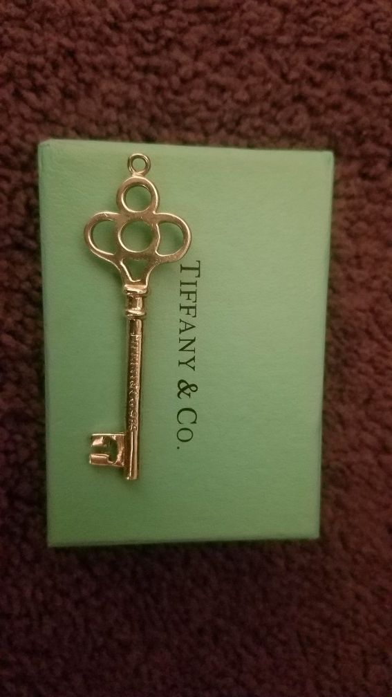 Tiffany&co Sterling silver Key pendant