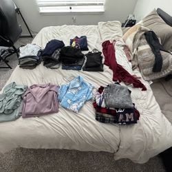 Women’s Clothes Lot 