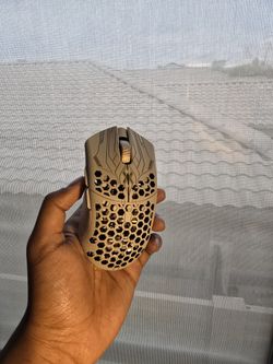 Finalmouse ULX Clix Medium Size 