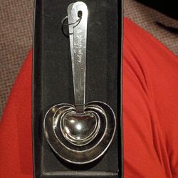 Kate Aspen measuring spoons