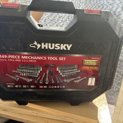 Husky Tool Set 149 Piece Brand New