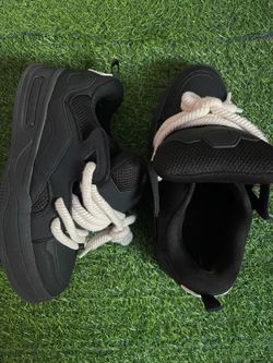 Black Rope skates