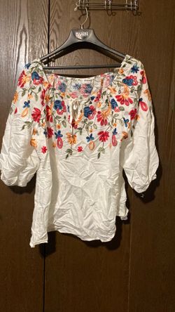 Woman’s blouse 2X