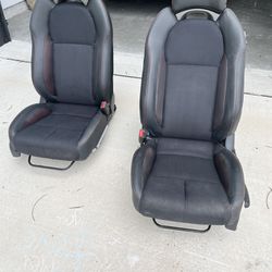 Honda CRZ Seats