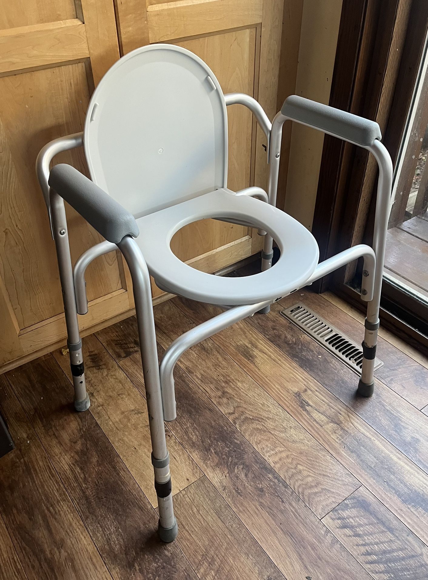 Guardian Toilet Commode Bath Safety