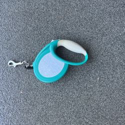 Dog leash retractable