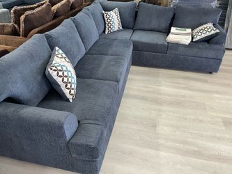 BLUE SECTIONAL