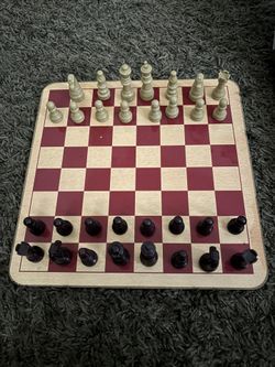 Board Game Box w/ Multiple Board Games 