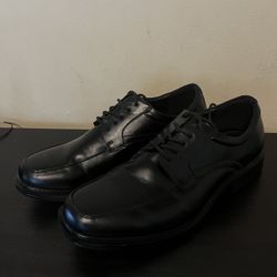 Van Heusen Men’s Dress Shoes 