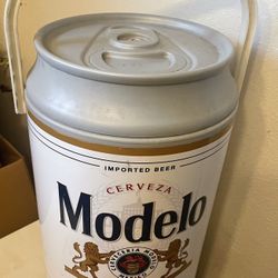 Modelo Can Shaped Ice Chest