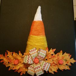 Wreath  -  26"  Candy Corn Harvest Hat