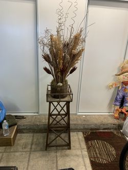 Hand-Crafted Folk Art Water Tower Decor with Dry Floral Arrangement 