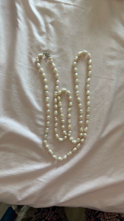 Authentic pearl necklace 46” long