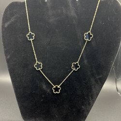 Clover Necklace