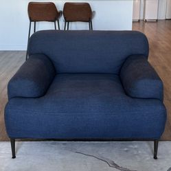 Article - Abisko 42.5" Scandinavian Style Lounge Chair