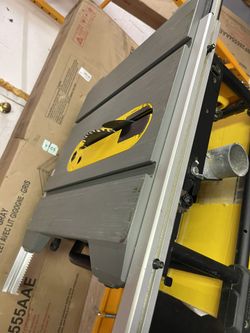 DeWalt DWE7485 8 1/4” DeWalt Miter Saw