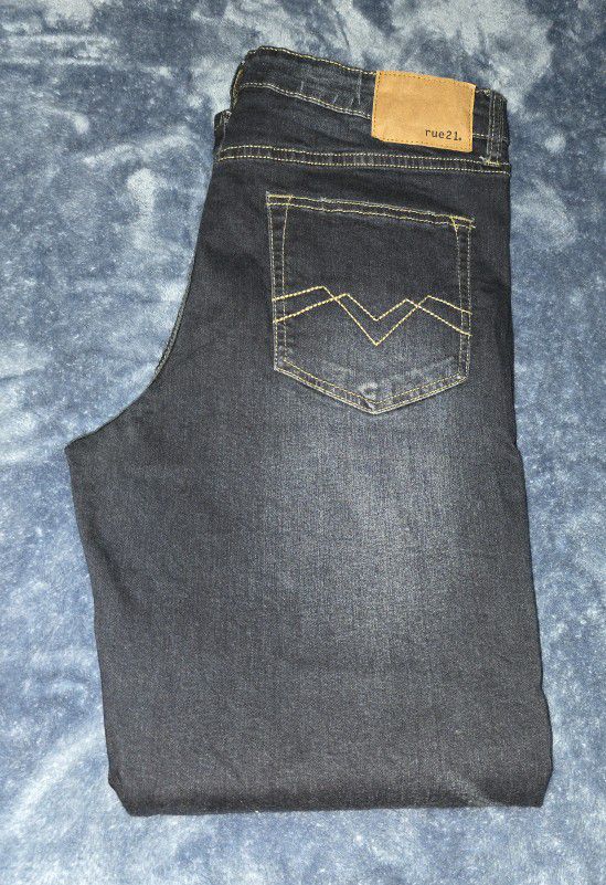 Mens Size 34/30 Rue 21 Boot Ultra Flex Jeans
