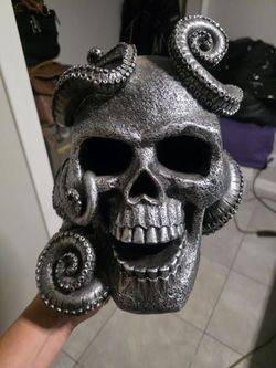 Skull