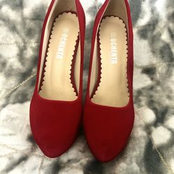 Heels Size 8