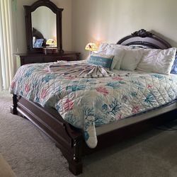 King Bed With mattress, boxspring, headboard, footboard, And Dresser With Mirror 