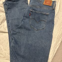 NEW Levis 312 Shaping slim 32x30 For Women