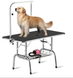 46 inch professional, dog grooming, table heavy duty like new 46 inch professional, dog grooming, table heavy duty like new
