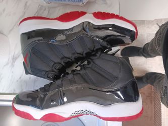Jordan 11s sz 10