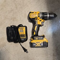 Dewalt Hammer Drill 20v + 4ah Battery + Charger