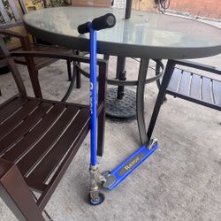 Blue Razor S Light-Up Wheels Kick Scooter