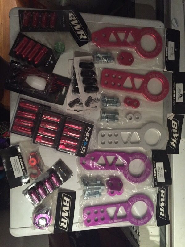 Tow hooks