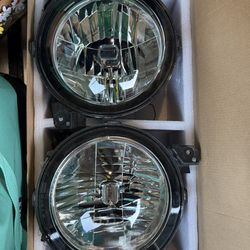 Jeep Wrangler/ Gladiator Headlights