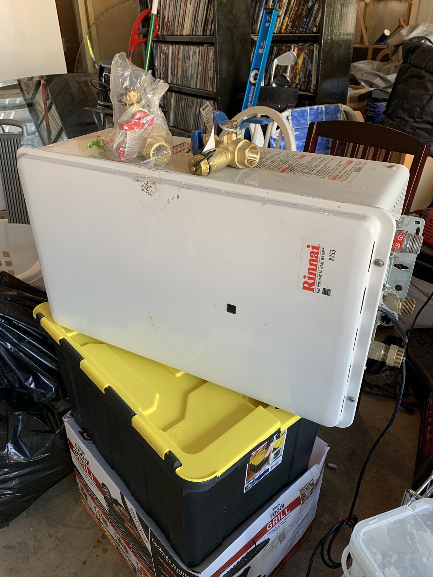 Tankless water Heater by Rinnai for Sale in Houston, TX - OfferUp