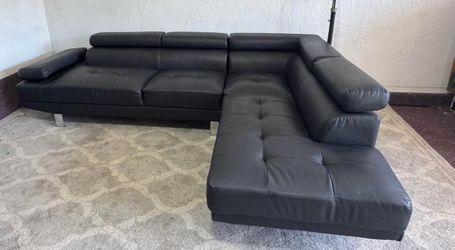 New leather sectional couch / free delivery