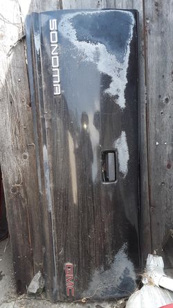 S 10 chevy,GMC Sonoma tailgate 93 and up