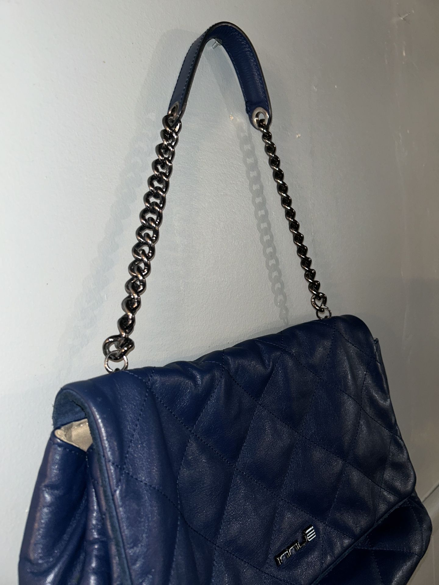 Innue genuine leather Italy shoulder bag purse