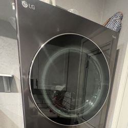 LG thinq Washer And Dryer 