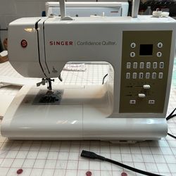 Singer Confidence Sewing Machine