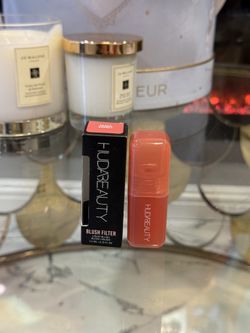 HUDA BEAUTY Blush Filter Soft Glow Liquid Blush FIRM PRICE