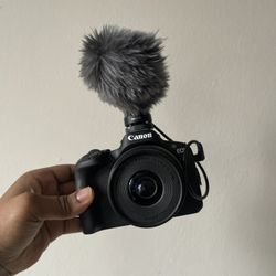 Canon EOS R50 *Mint Condition*